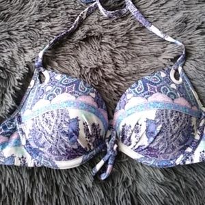 Adorable Victoria's Secret bathing suit top